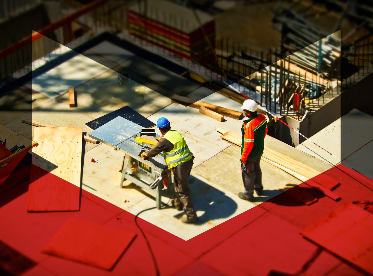 Obreros trabajando en construcción